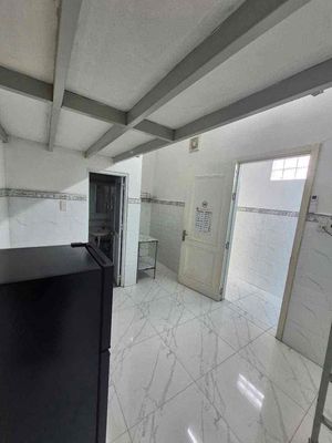 Rent a new set-up motel room near Lý Thường Kiệt.