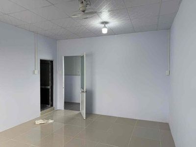 Rent room.