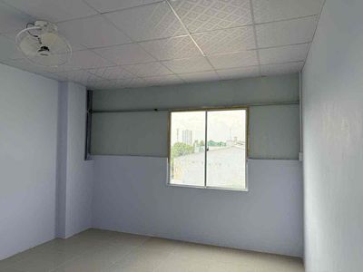 Rent room.