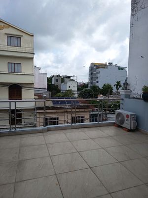 The new balconies are super wide open, right next to the new dragon-gay market