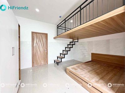 Open up a new building. Two sleeping spaces. Walk through the college.