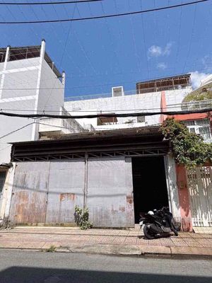 Cash House 9 x 240 meters, Tự Do, FujiThe Republic, Tân Phú
