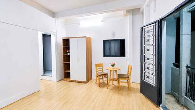There's a balcony in the City of City to hire the new Service Room.