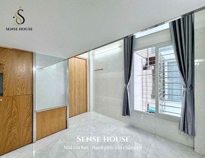 Nguyễn Phúc Chu's new room, elevators, 4 million.