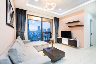 Two bedrooms, two bedrooms. Mm-hmm.