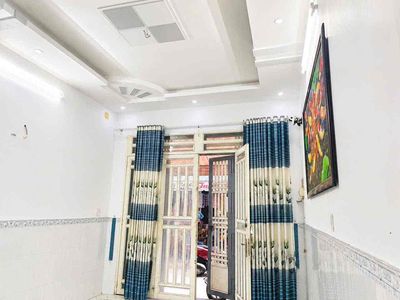 Renting four bedrooms, three toilets, one living room, 1 Kitchen 15, District 8