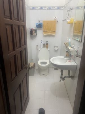 Rent the 3rd floor (18 meters) bedroom.