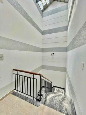 Rent the 5-foot bedroom 7 x 23 m on Tân Quy Street Front.