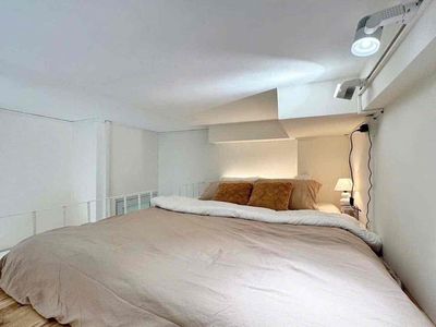The new room built right next to the hotlit window