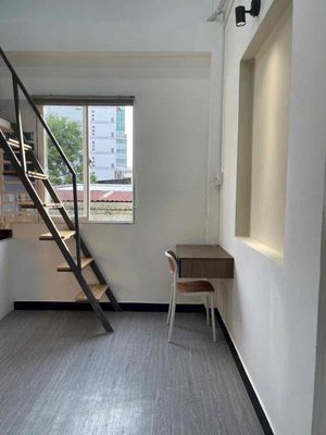 The price is super cheap, cool, close to the open university - medical university