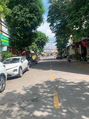 Le family front - Nguyễn Sơn, Phú Thạnh, Tân Phú
