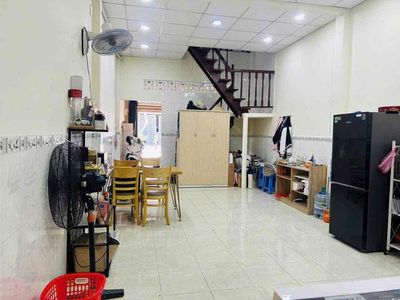 Le family front - Nguyễn Sơn, Phú Thạnh, Tân Phú