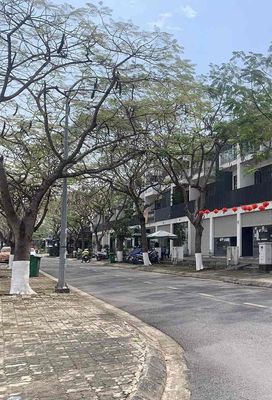 Rent an original street house, Thủ Đức cash.