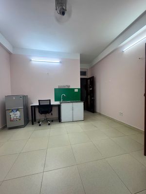 Hotel 68/27 Út Tịch, near Trg College, mid-level Dzi, airline