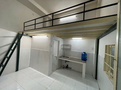 It's the owner who rented room - 10th,09 11th Street, P. Thủ Đức