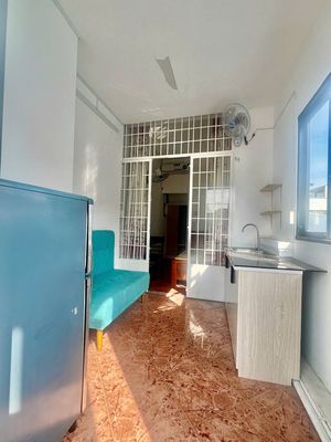 Room one bedroom, full interior kitchen, balcony.