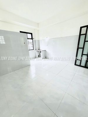 The new room, the air conditioning, the window, right through the roof.