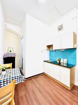 apartment. A kitchen bedroom, broad balconies.