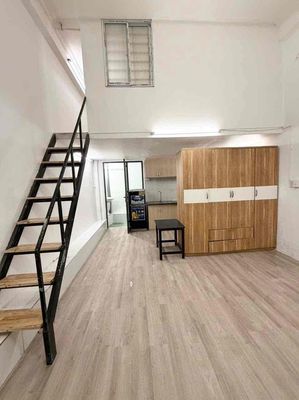 It's the owner who rents a ground-one-story walk, uth, no limit on the In-