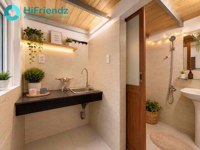 Cheap price close to commercial university - voluntary