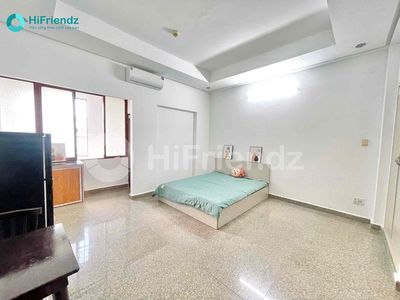 Cheap studio near the airline academy - vhu - commercial
