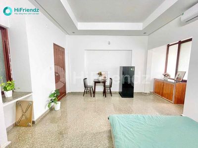 Cheap studio near the airline academy - vhu - commercial