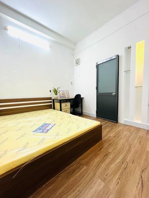 A nice, cheap, Trường Sơn flight house.