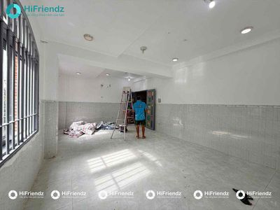 The studio separates new super-wide windows from Âu Cơ, 2 p donations