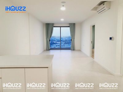 Three full bedrooms only 16 million a month -- view landmark 81.