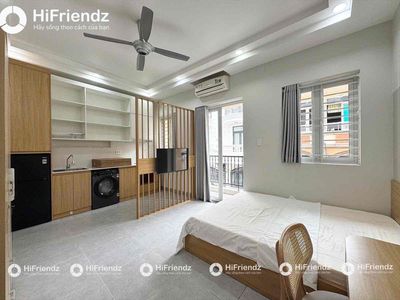 Opened-- studio 12.x million 010,000 balcony full interior.