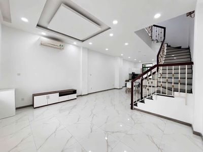 County 2 Lakeview City 1 .1 5th floor bedroom 6 internal toilet 32 million