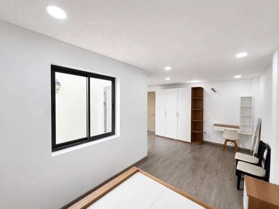 County 2 Lakeview City 1 .1 5th floor bedroom 6 internal toilet 32 million