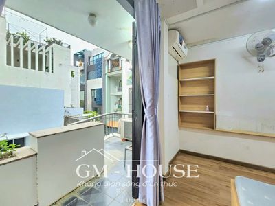 apartment 30 m2 Full Seven, right next to State University.