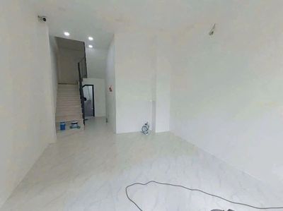 for rent: Phó Đức Chính, 131 1, Bình Thạnh district.