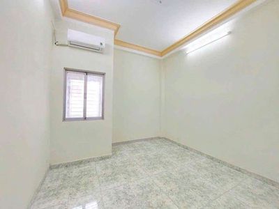 The apartment for the cab, the Nguyễn Tri Phương Railway.