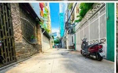 The apartment for the bus alley on Nguyễn Thị Minh Khai, District 1