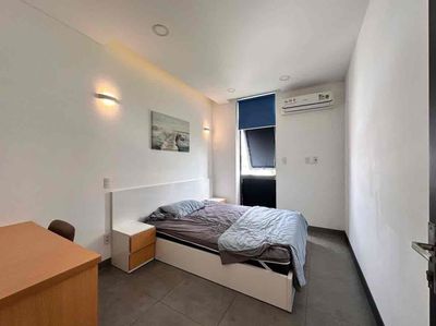 A full-house service apartment is a bedroom near the heart of 7th District, rmit.