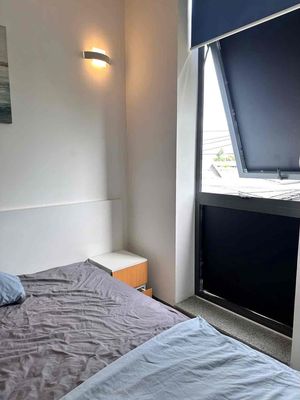 A full-house service apartment is a bedroom near the heart of 7th District, rmit.