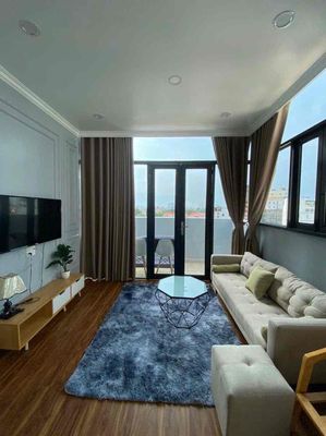 Back to a separate bedroom - which is about to be empty - 50 M2 super-split - big balconies