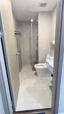 Rent 3 bedrooms & 2 toilets The corner of Lake only 12 million a month