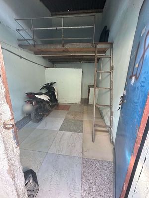 Rent room 1 million.2-1.3-1 million.5.