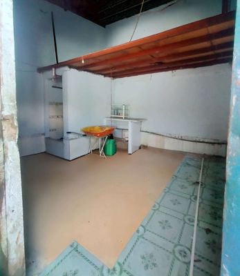 Rent room 1 million.2-1.3-1 million.5.