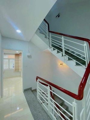 for rent: 343/Tô Hiến Thành, 1894 12, District 10.