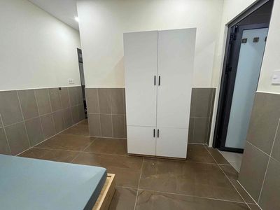 The student room is near ufm, nttu. Sky windows, furniture. Custom Time