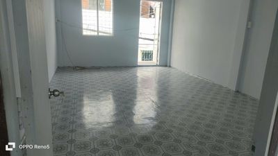 Rent room.