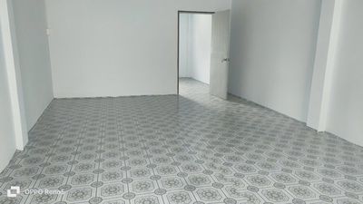 Rent room.