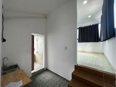 Rent room.