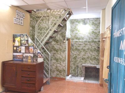 Rent the entire district. 1-Two-sided alley shaft.