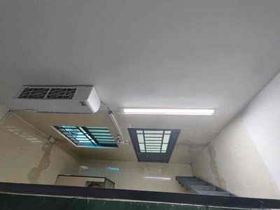 The guard room is 1 m8 wide, only 1 km away, near the new Nex Shun.