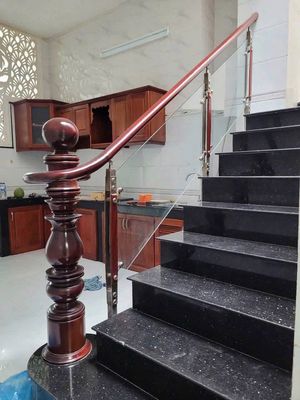 Nice new floor, 4 meters x 20 meters, 4 bedrooms, 2 toilets, 3 meters Hậu Giang.